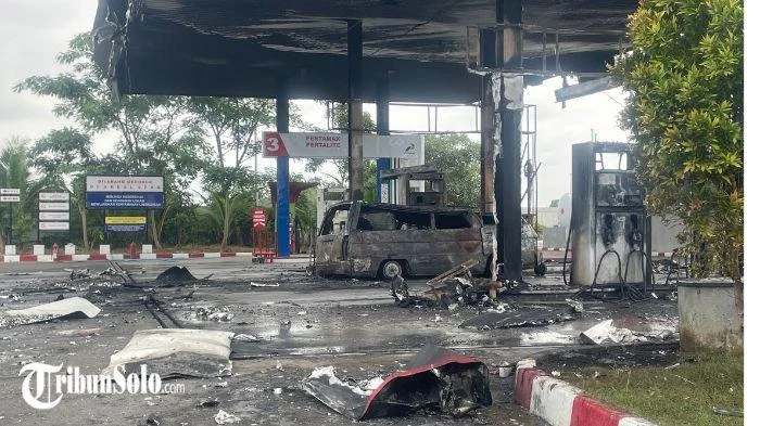 Stasiun Pengisian Bahan Bakar Umum (SPBU) Mengalami Kendala, Dari Antrean hingga Kebakaran