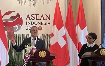 Swiss Menghadapi Demontrasi dan Pemilu, Sementara Tim Hoki Es Membuat Pengumuman