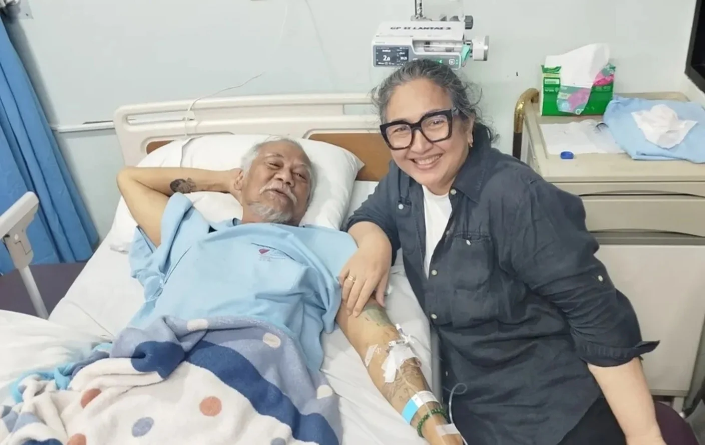 Tio Pakusadewo Dirawat di RS dengan BPJS Kelas 3, Dewi Irawan Galang Dana untuk Biaya Pengobatan