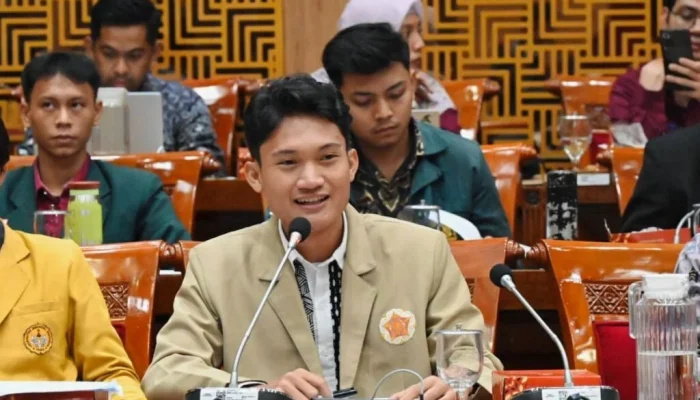 UGM Jadi Sorotan: Dari Mie Ayam Favorit Mahasiswa hingga Kontribusi Sosial