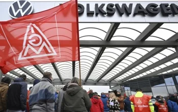 Volkswagen Berencana Mengurangi 100.000 Pekerja dan Menutup Empat Pabrik di Jerman