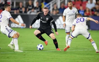 Wayne Rooney Ramalkan Persaingan Premier League 2026/27: Empat Tim Kuat Bakal Bersaing