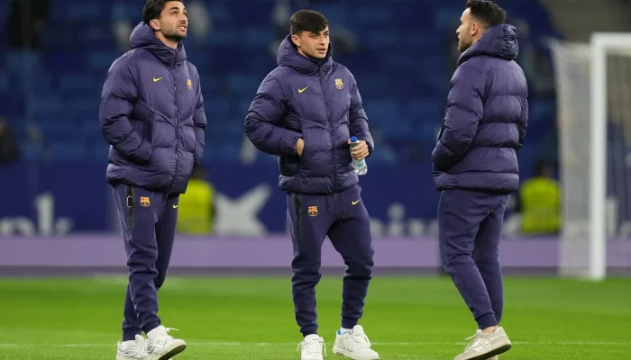 Barcelona Hadapi Tantangan Besar di Transfer Market: Ferran Torres dan Julián Alvarez