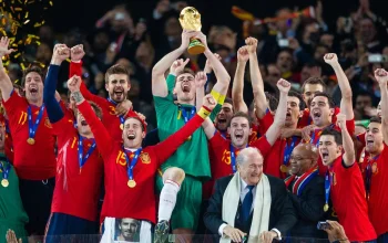 Bek Kiri Jadi Sorotan: Dari Manchester United Hingga Spanyol Juara Piala Dunia 2026