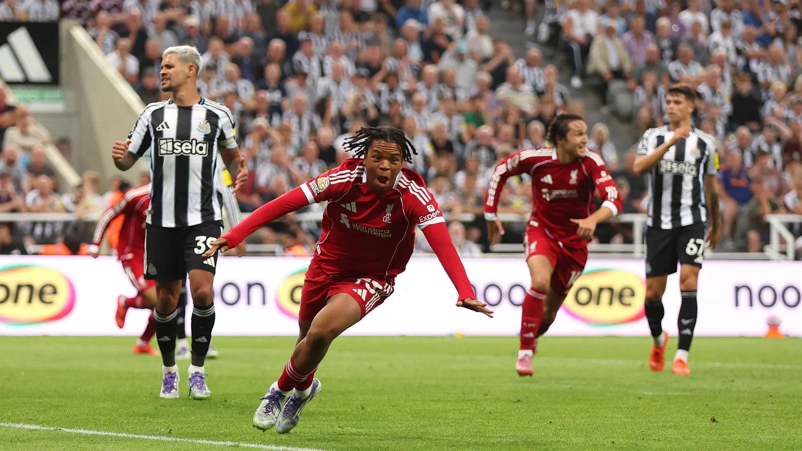 Berita Terkini: Newcastle dan Liverpool Berlomba untuk Pemain Baru