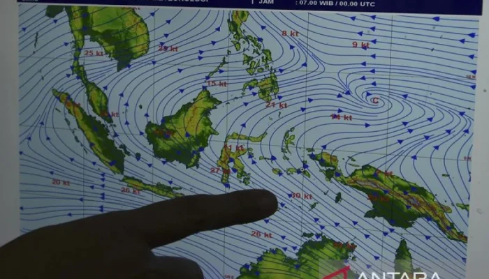 BMKG Prakirakan Cuaca di Sebagian Besar Wilayah Indonesia Hujan Ringan pada Rabu
