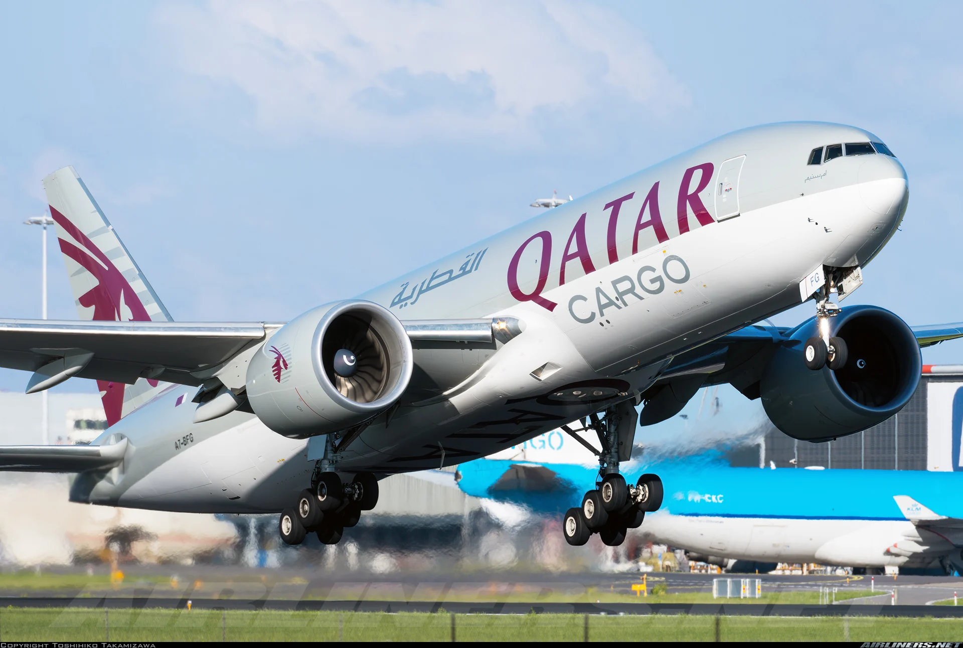 Boeing 777: Kunci Kesuksesan Qatar Airways dalam Meningkatkan Jaringan Kargo Global