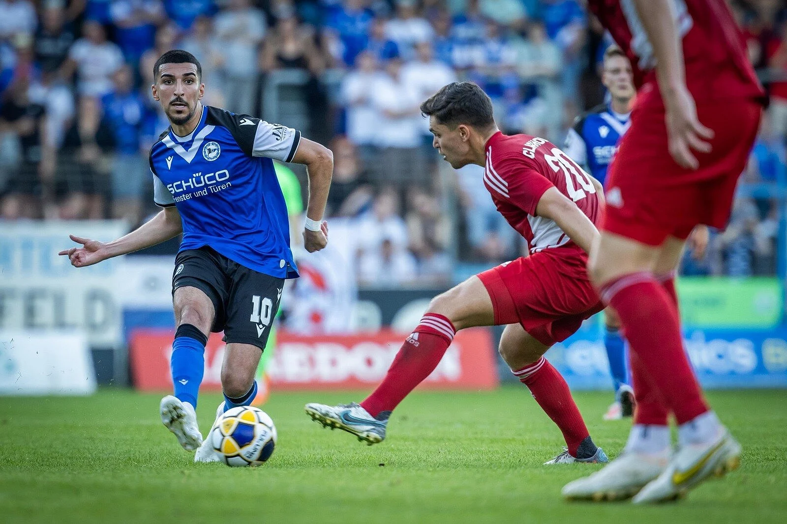 Bologna vs Bielefeld: Arminia Bielefeld Menang Telak 4-0