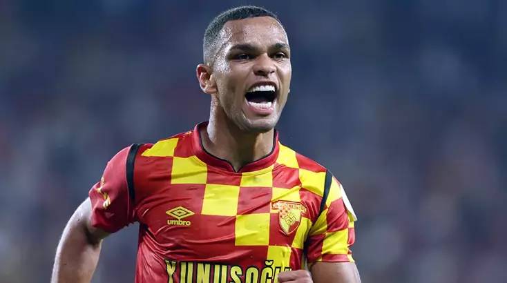 CSKA Moskova Rekrut Juan Silva dari Göztepe dengan Bonservis 15 Juta Euro