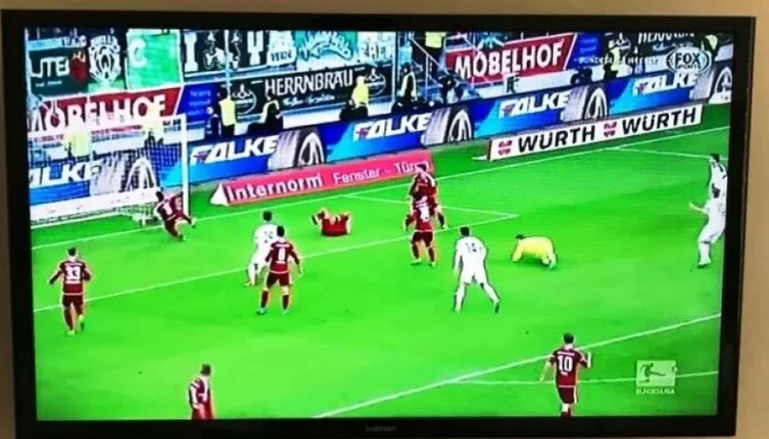 Dunia Televisi Mengalami Perubahan Besar: Dari Serial Komedi hingga Siaran Langsung Sepak Bola