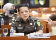 Eks Jampidsus Febrie Adriansyah Mengaku Dikriminalisasi, Kasus TPPU Belum Jelas