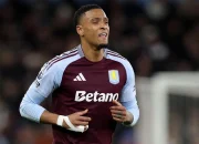 Ezri Konsa Diburu Arsenal, Aston Villa Rela Bertarung untuk Menjaga Pemain Andalan