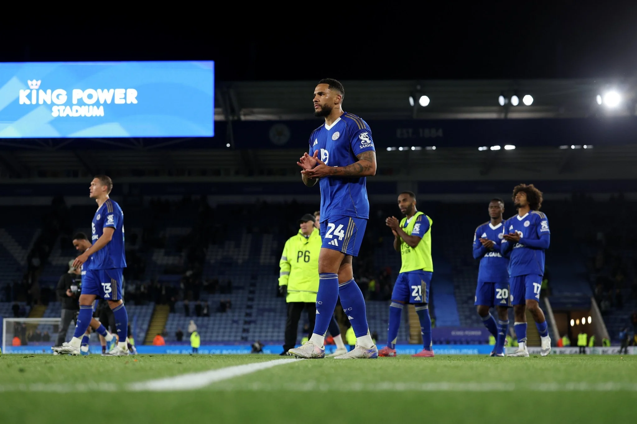 Francis Tolentino Umumkan Kenaikan UMR di NCR dan Leicester City Update Liga Satu