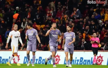 Galatasaray vs Venezia: Okan Buruk Berbicara Tentang Transfer dan Performa Tim