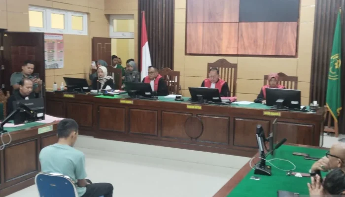 Hakim dan Kasus Hukum: Tinjauan Terkini