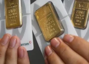 Harga Emas Antam Menguat, Capai Rp2,62 Juta Per Gram