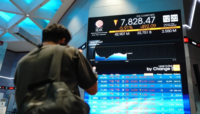 IHSG Melemah, Asing Net Sell Rp 2,73 Triliun Sepekan