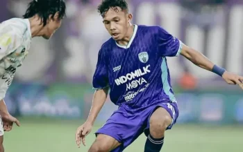 Ikhwan Tanamal, Pemain Baru Persib yang Guncang Jalak Harupat