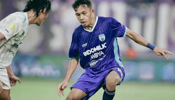 Ikhwan Tanamal, Pemain Baru Persib yang Guncang Jalak Harupat