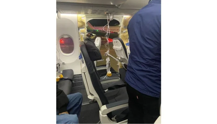 Insiden Mengerikan di Pesawat Ryanair: Penumpang Hampir Tersedot Keluar
