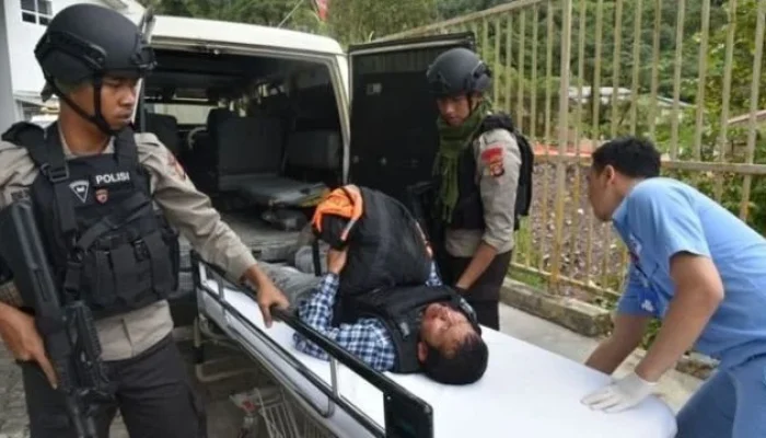 Insiden Penembakan di LaPorte: Seorang Sersan Polisi Indiana Terluka dan Tersangka Ditemukan Meninggal