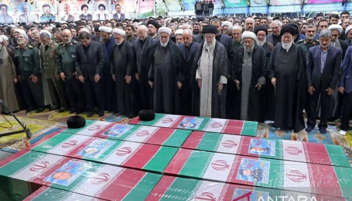 Irak Melalui Masa Tidak Menentu: Dari Prosesi Pemakaman Ali Khamenei Hingga Pemberantasan Korupsi