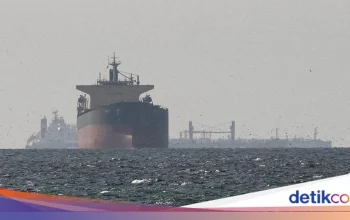 Iran Ancam Tutup Laut Merah Jika AS Menyerang Infrastruktur Energi