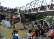 Jembatan Runtuh di Jakarta Selatan: Sopir Lalai dan Struktur Jembatan yang Berbahaya