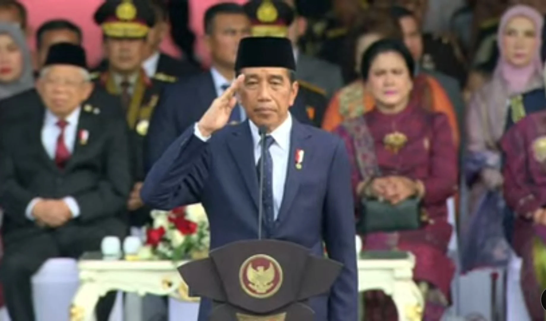 Jokowi Dihadapkan pada Berbagai Tantangan Hukum dan Diplomasi