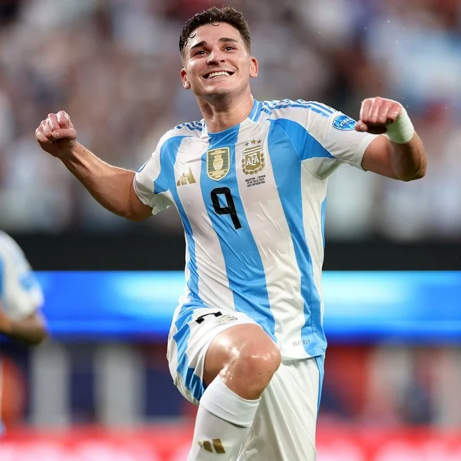 Julian Alvarez, Bintang Baru Argentina yang Dinantikan Eropa