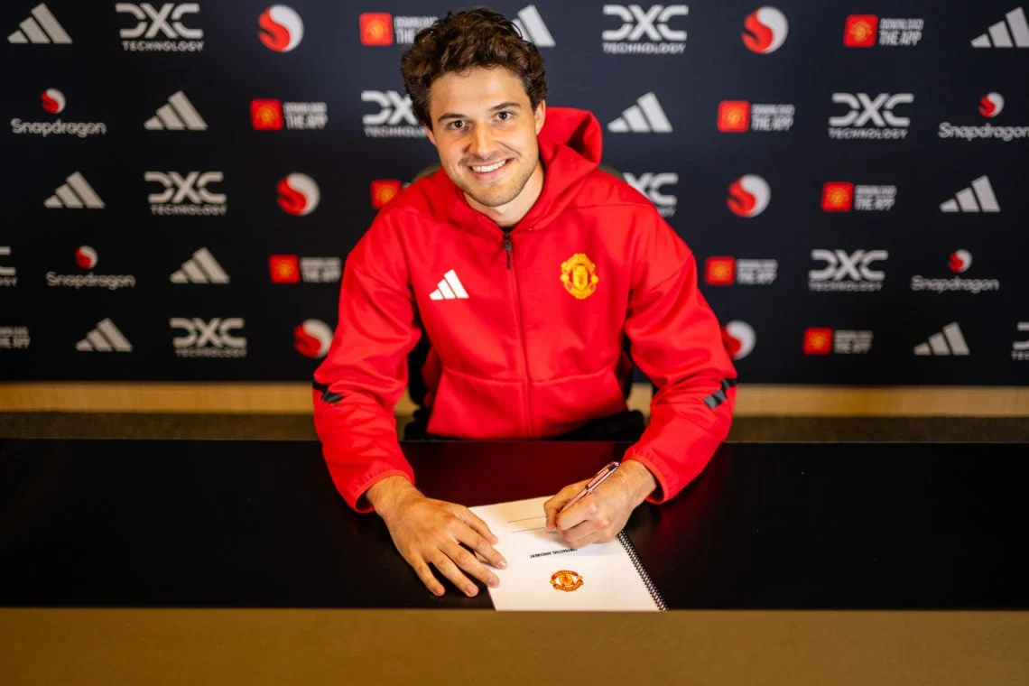 Karl Darlow Bergabung dengan Manchester United, Siap Jadi Pelapis Senne Lammens