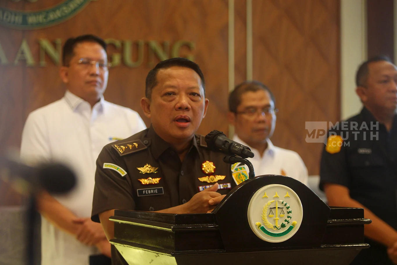Kasus Korupsi Febrie Adriansyah: Penanganan oleh Kejaksaan Agung dan Implikasinya