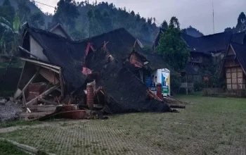 Kebakaran Menghanguskan Kampung Adat Kasepuhan Ciptamulya, Pemprov Jabar Berjanji Rekonstruksi