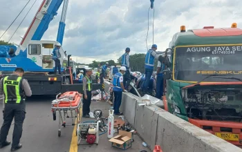 Kecelakaan Maut yang Merenggut Nyawa: Dari Jalan Tol hingga Kecelakaan Kerja