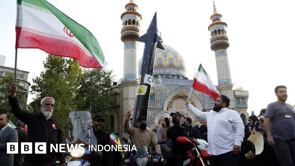 Konflik Iran dan Kecelakaan Seminole: Berita Utama Hari Ini