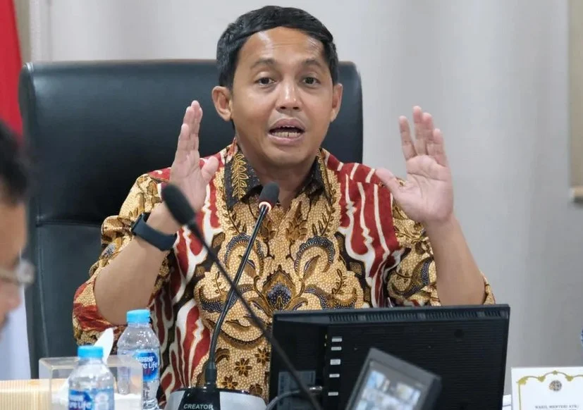 KPK Tutup Kasus Gratifikasi Raja Juli Antoni, Penyidikan Suap Masih Berlanjut