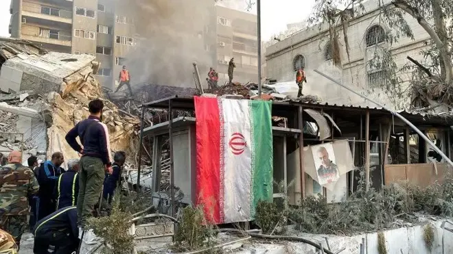Krisis Iran: Pertempuran Eskalasi dan Upaya Damai