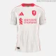 Liverpool FC Hadapi Tantangan Baru: Kit Away dan Pencarian Pengganti Mohamed Salah