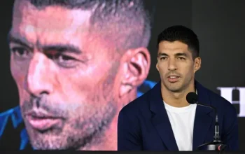Luis Suárez, Dari Sepak Bola Hingga Kontroversi: Melihat Lebih Dekat pada Karir dan Kehidupan Sang Pemain