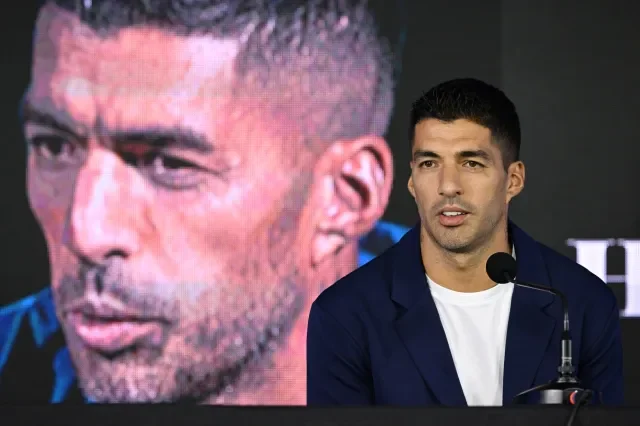 Luis Suárez, Dari Sepak Bola Hingga Kontroversi: Melihat Lebih Dekat pada Karir dan Kehidupan Sang Pemain