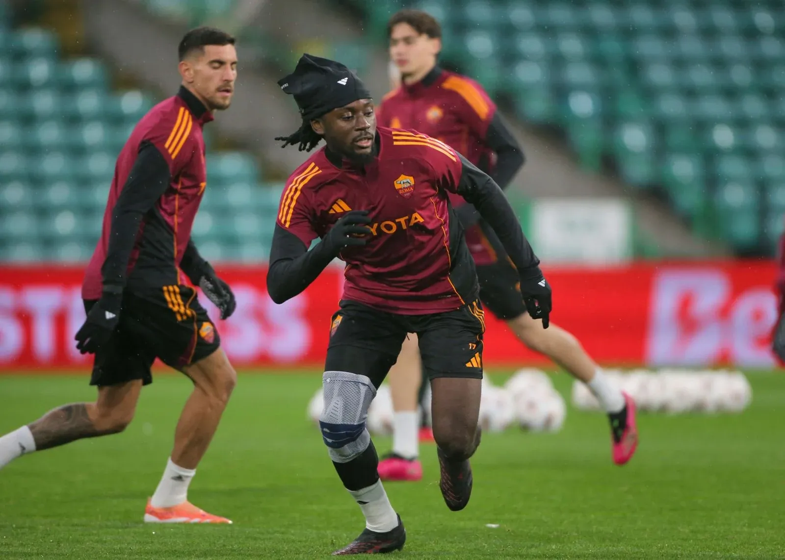 Manu Koné Diburu Manchester United dan Roma, Siapa yang Akan Mendapatkannya?