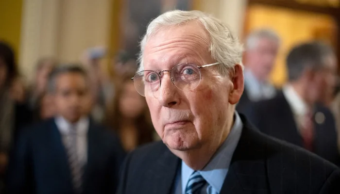 Misteri Kesehatan Mitch McConnell: Spekulasi dan Kontroversi