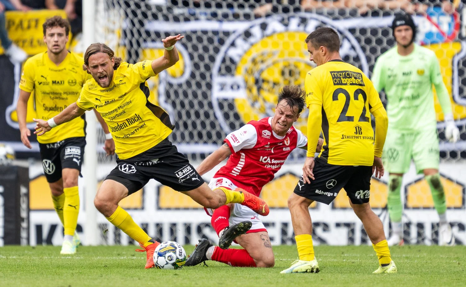Mjällby AIF Gagal Menang Lagi, Kalmar FF Vandalisasi dengan Skor 2-1