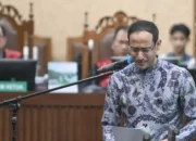 Nadiem Makarim Lawan vonis Hukuman Penjara 10 Tahun: Dugaan Pelanggaran Etik Hakim