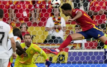 Pedro Porro dan Mikel Merino Bawa Spanyol ke Perempat Final Piala Dunia 2026