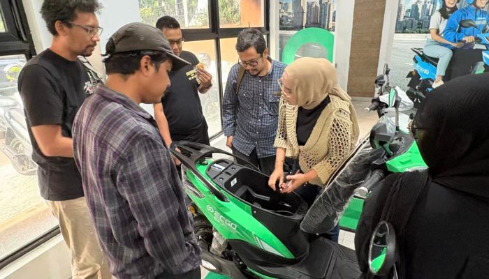 Pengaruh GST pada Platform Ride-Hailing dan Kemajuan Teknologi Otomotif