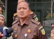 Penggeledahan Polisi di Kafe de'Clan dan Rumah Jampidsus Febrie Adriansyah: Temuan Uang Dolar AS-Singapura