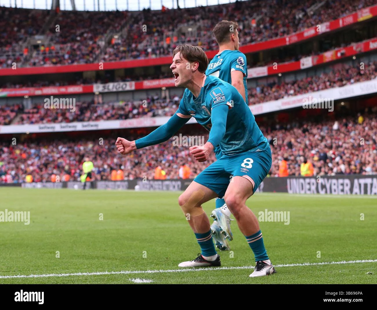 Perebutan Alex Scott: Tottenham dan Arsenal Tertarik, Bournemouth Berharap Pemain Tetap