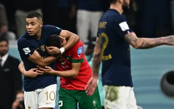 Pertarungan Sengit di Piala Dunia: Prancis vs Maroko Berakhir Imbang 0-0 di Babak Pertama
