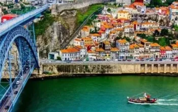 Porto, Destinasi Wisata yang Mencuri Perhatian